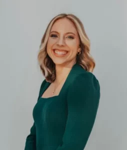 Tori Hirsch Headshot